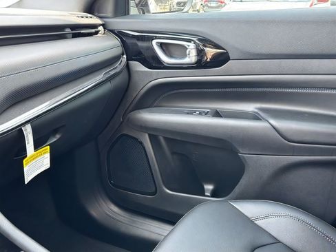 New 2026 Jeep Compass Limited AWD/4WD image 19