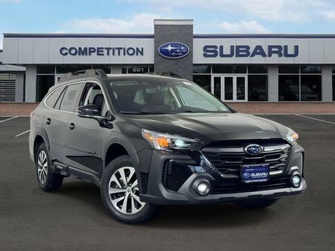 Certified 2023 Subaru Outback Premium AWD/4WD image 1