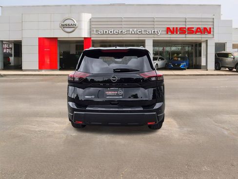 New 2026 Nissan Rogue SV FWD image 4