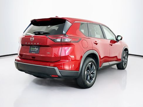 Used 2025 Nissan Rogue SV AWD/4WD image 9