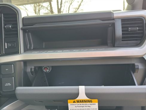 New 2026 Ford F250 XLT w/ XLT Premium Package image 40