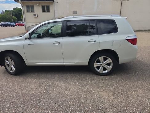 Used 2009 Toyota Highlander Limited AWD/4WD image 6