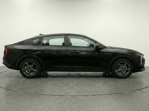 Used 2025 Kia K4 FWD image 11