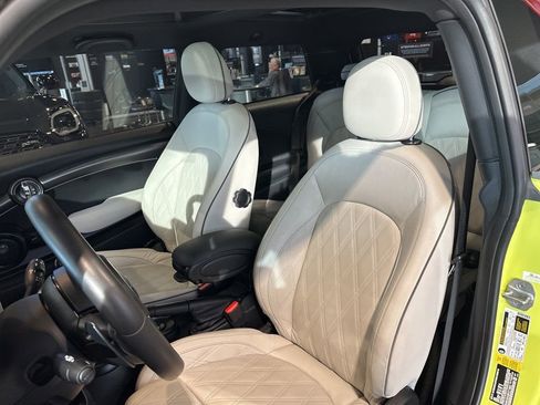 Used 2023 MINI Cooper S image 12