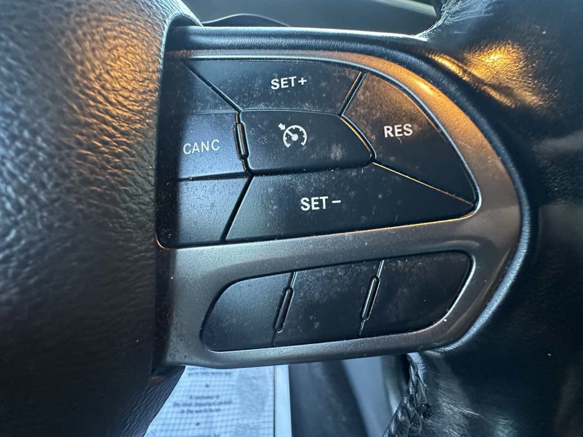 Used 2022 Dodge Charger SXT w/ Plus Group RWD image 16
