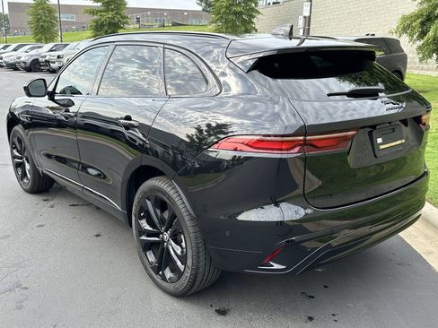 Used 2026 Jaguar F-PACE R-Dynamic S AWD/4WD image 5