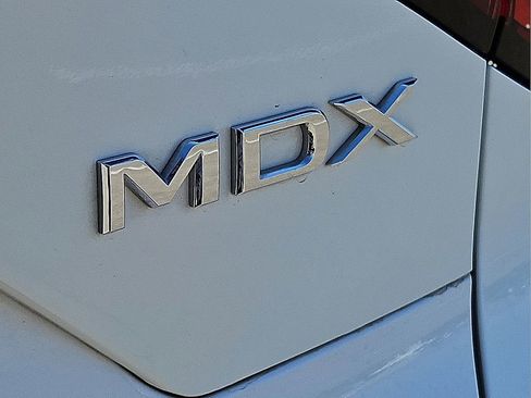 Used 2023 Acura MDX SH-AWD w/ Advance Package image 11