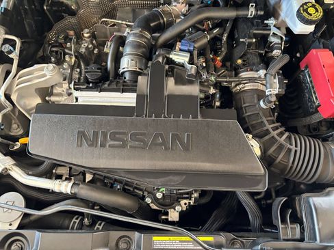 Used 2026 Nissan Rogue SL FWD image 35