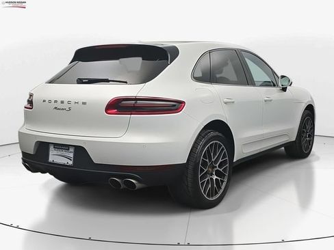 Used 2018 Porsche Macan S image 10