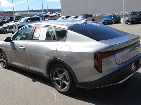 Used 2025 Kia K4 FWD image 25