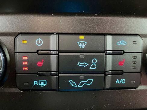 Used 2019 Ford F150 XLT w/ Equipment Group 302A Luxury image 19