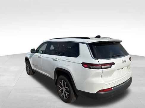 Used 2024 Jeep Grand Cherokee L Limited w/ Luxury Tech Group II image 6