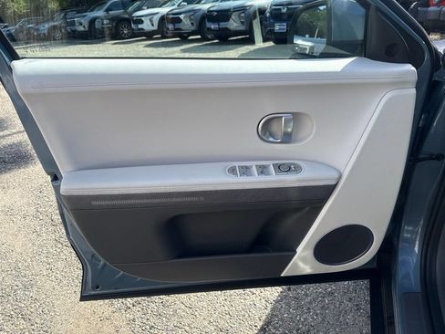 Certified 2023 Hyundai Ioniq 5 SEL AWD/4WD image 11