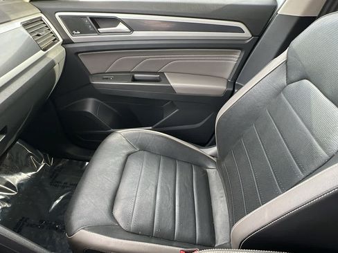 Certified 2023 Volkswagen Atlas SEL Premium AWD/4WD image 12