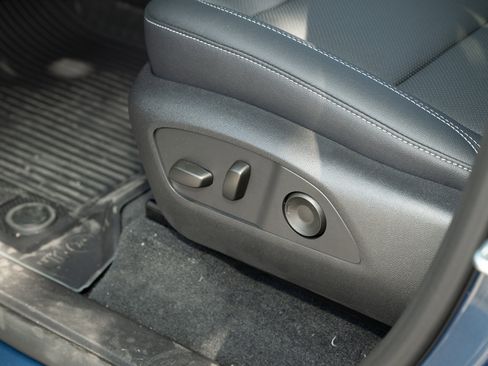 New 2026 Chevrolet Traverse LT w/ Driver Confidence Package image 15