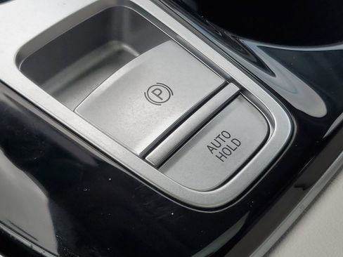 Used 2023 Hyundai Tucson Limited image 33