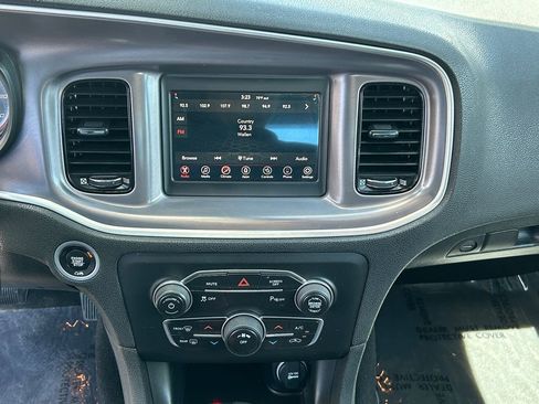 Used 2019 Dodge Charger SXT w/ Blacktop Package RWD image 12