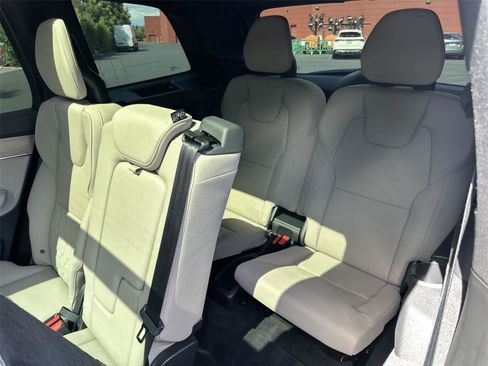 Used 2026 Volvo XC90 B6 Plus AWD/4WD image 42