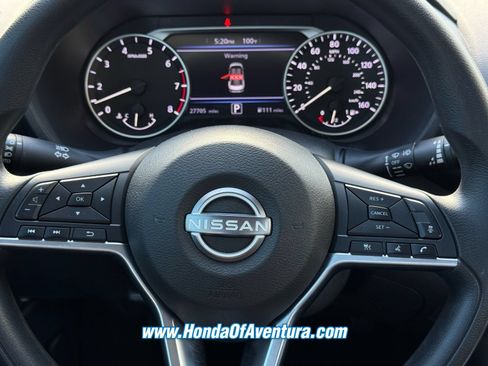 Used 2025 Nissan Sentra SV FWD image 14