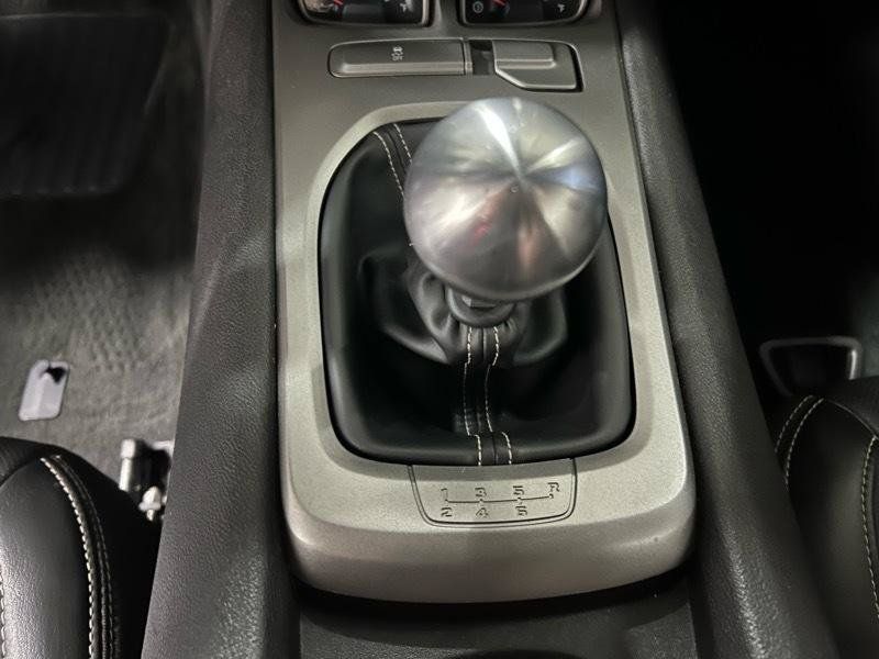 Used 2010 Chevrolet Camaro SS w/ RS Package RWD image 21