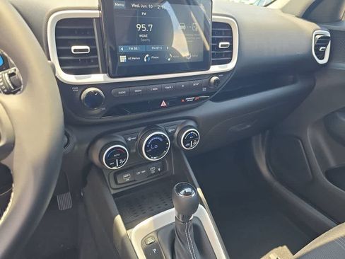 New 2026 Hyundai Venue SEL FWD image 29