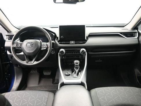 Certified 2025 Toyota RAV4 XLE AWD/4WD image 27