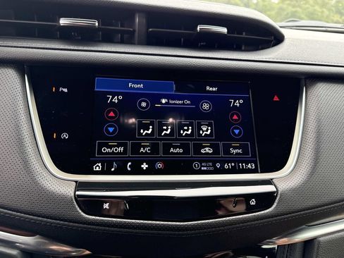 Certified 2022 Cadillac XT5 Premium Luxury image 23