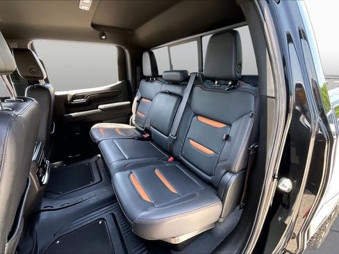 Certified 2024 GMC Sierra 1500 AT4 w/ AT4 Premium Package AWD/4WD image 19