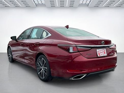 Used 2024 Lexus ES 350 w/ Premium Package image 6
