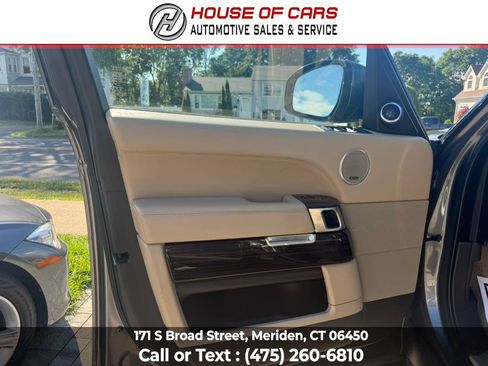 Used 2014 Land Rover Range Rover HSE image 22