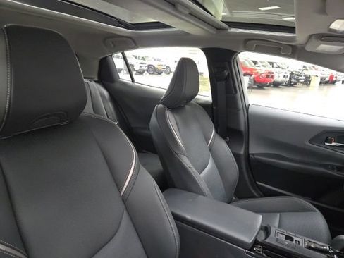 New 2026 Toyota Prius Limited AWD/4WD image 10