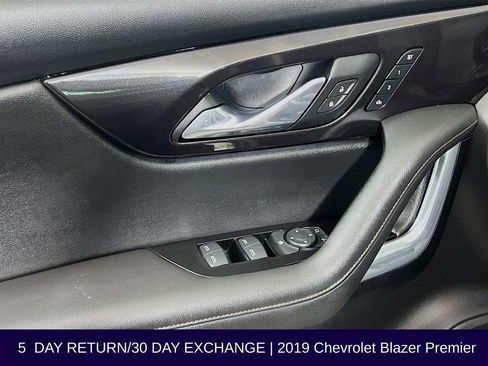 Used 2019 Chevrolet Blazer Premier w/ Sun and Wheels Package AWD/4WD image 24