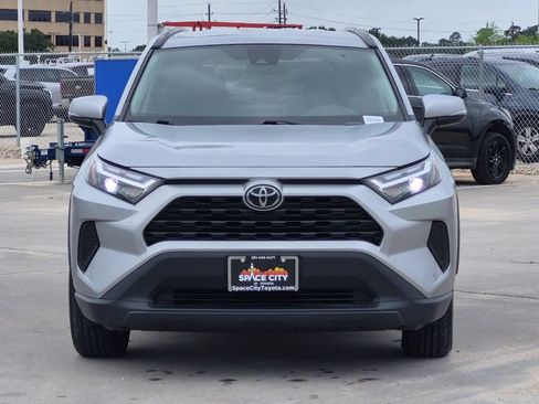 Certified 2024 Toyota RAV4 XLE FWD image 9