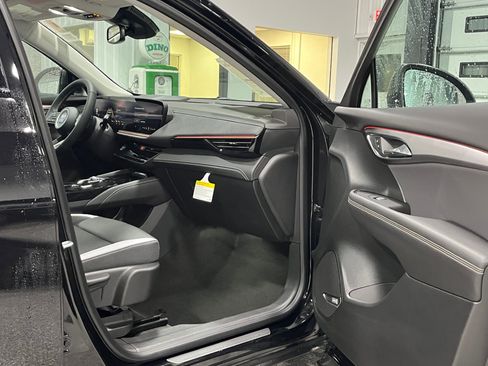 New 2026 Buick Envision Sport Touring image 9