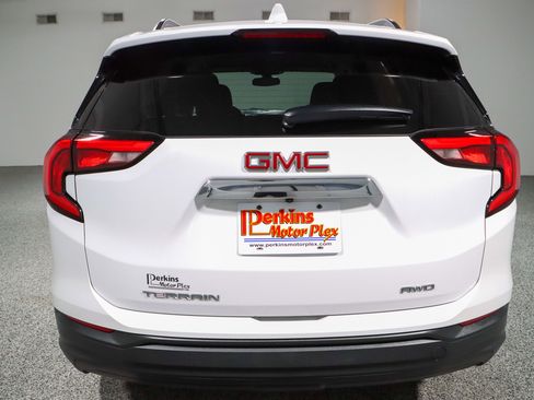 Used 2019 GMC Terrain SLE w/ Driver Convenience Package image 8