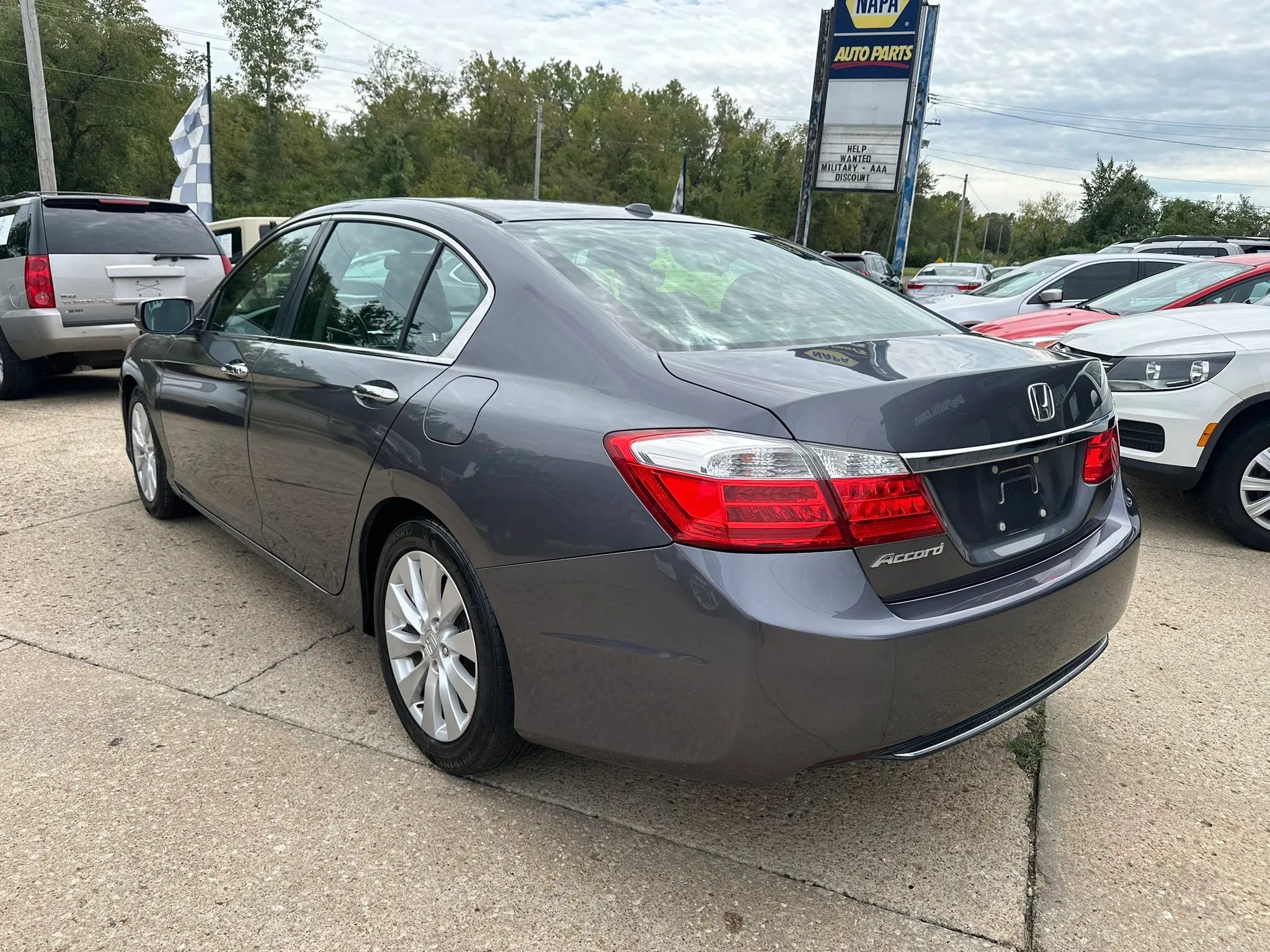 Used 2013 Honda Accord EX-L image 5