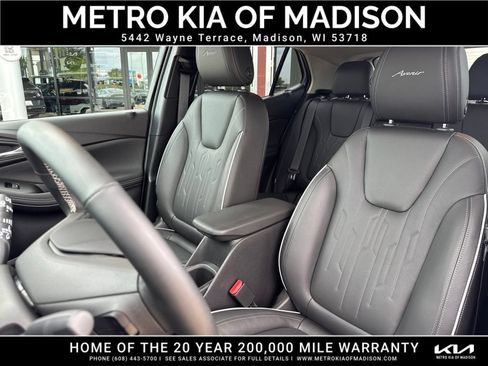 Used 2026 Buick Encore GX Avenir w/ Avenir Convenience Package AWD/4WD image 18