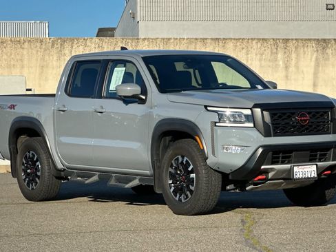 Used 2023 Nissan Frontier PRO-4X w/ Pro Convenience Package image 5