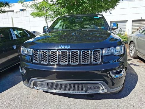 Used 2020 Jeep Grand Cherokee Limited AWD/4WD image 2