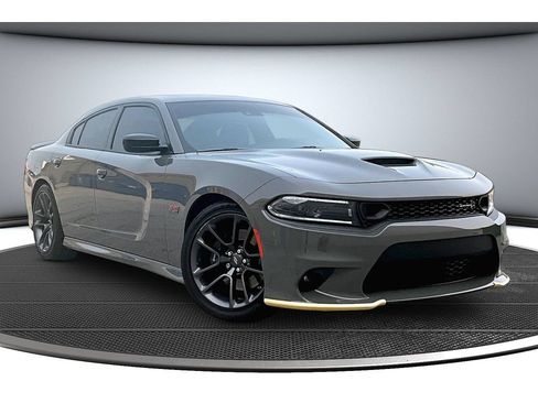 Certified 2023 Dodge Charger Scat Pack w/ Plus Group RWD image 2