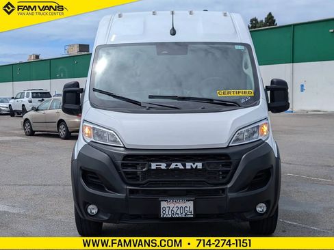 Used 2026 RAM ProMaster 2500 w/ Convenience Group FWD image 2