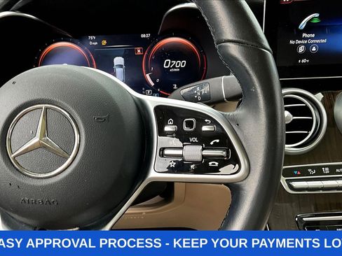 Used 2021 Mercedes-Benz GLC 300 4MATIC image 15