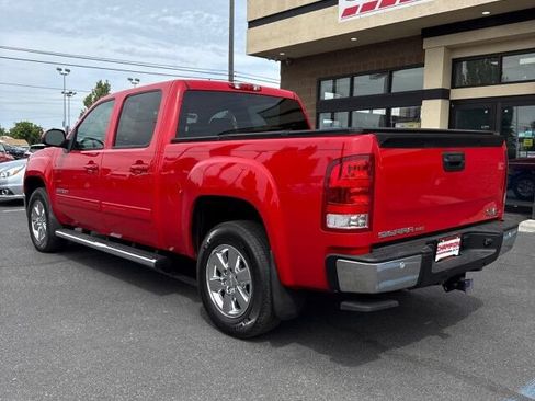 Used 2013 GMC Sierra 1500 SLT w/ SLT Convenience Package AWD/4WD image 7