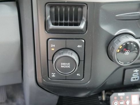 New 2026 Ford F250 XL w/ XL Off-Road Package AWD/4WD image 17