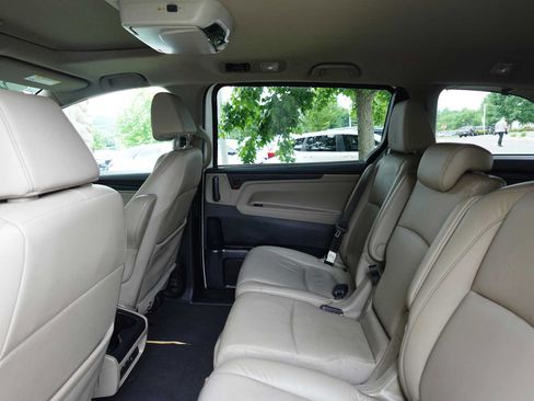 Used 2019 Honda Odyssey EX-L image 24