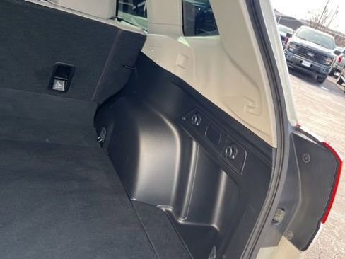 Used 2021 Subaru Forester Premium image 40