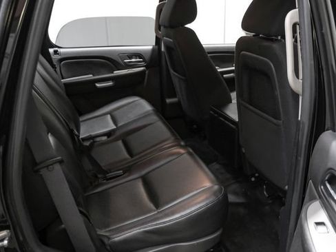 Used 2013 Chevrolet Tahoe 2WD image 36