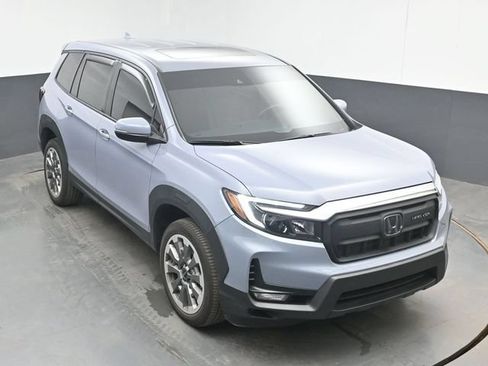 Used 2025 Honda Passport EX-L image 13