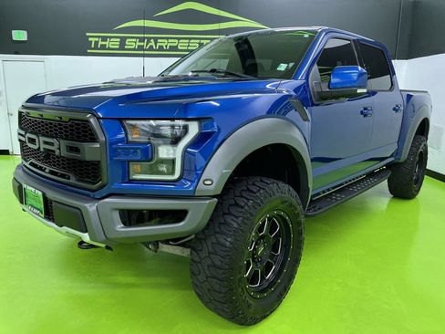 Used 2018 Ford F150 Raptor w/ Equipment Group 802A Luxury AWD/4WD image 5