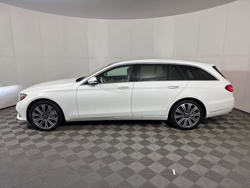 Used 2020 Mercedes-Benz E 450 4MATIC Wagon w/ Premium Package image 2